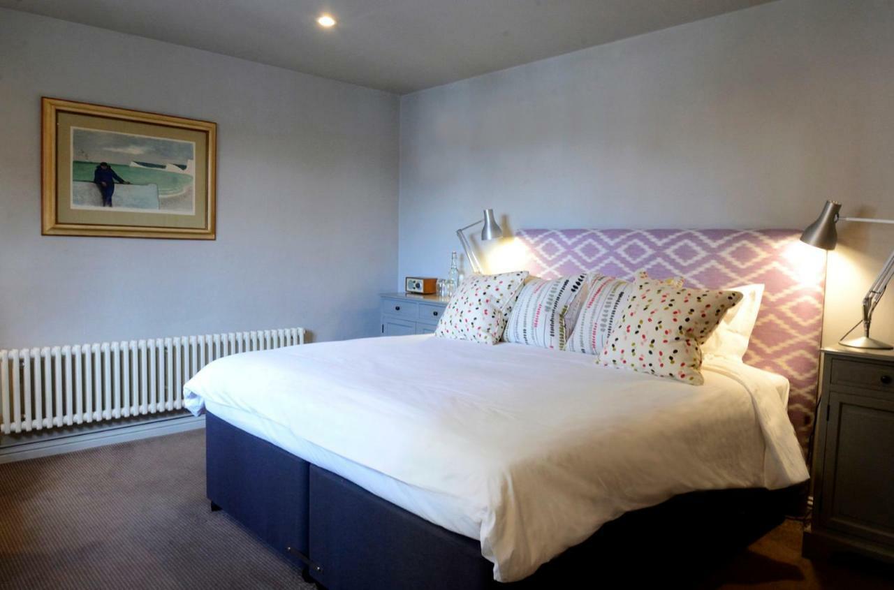 Crown And Castle Hotel Orford Bagian luar foto